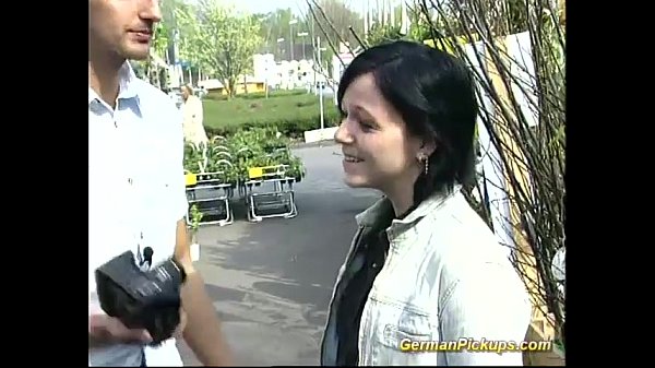 سكس مبتدئين – يصطادها من الشارع يفشخها نيك